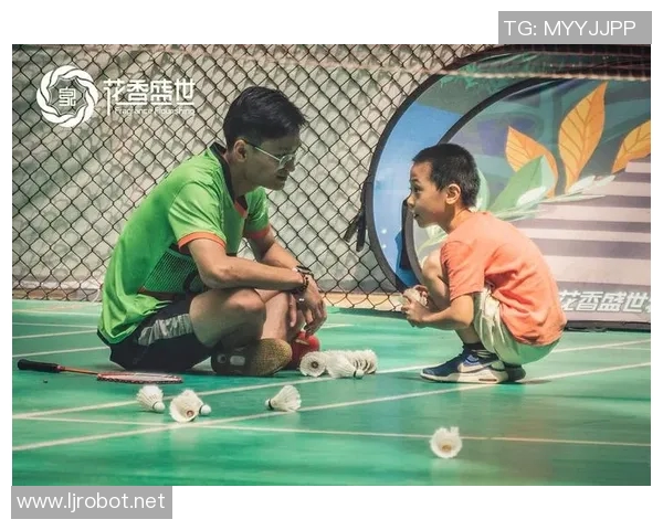 成都羽毛球队转换体系解析与战术应用探讨 成都羽毛球队转换体系解析与战术应用探讨